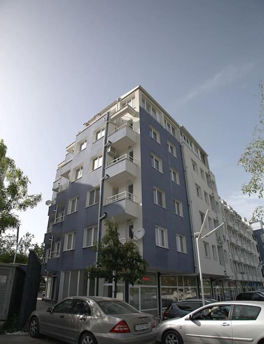 Modern Turquoise Apartment/free Wifi Apartamento Sofía